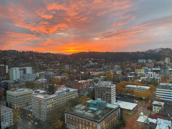 Stunning city views from many floors in every direction